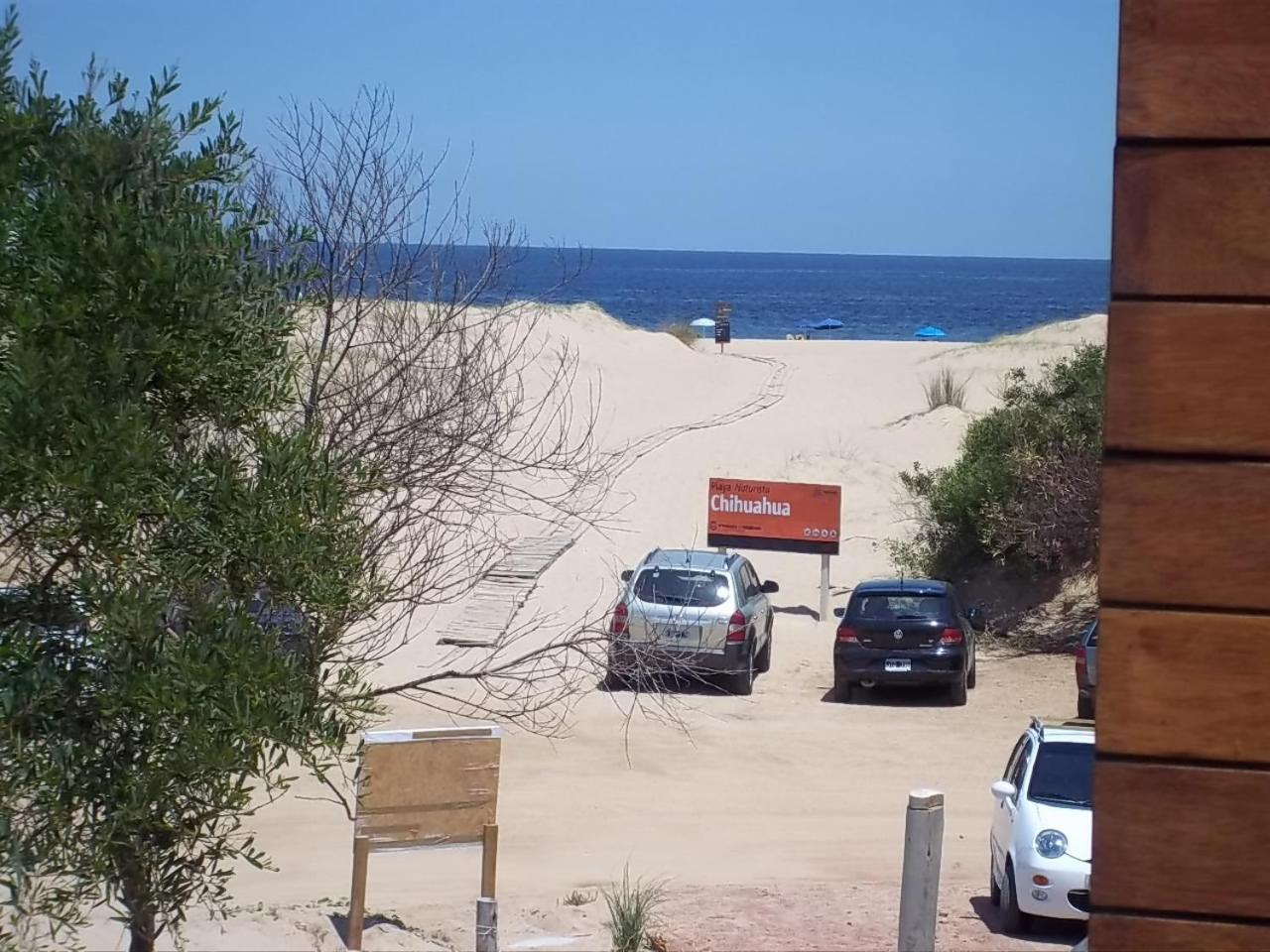 Hotel Playa Chihuahua プンタ・デル・エステ エクステリア 写真